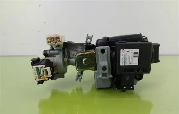 Suzuki Swift I Ignition lock 3397062J00GB