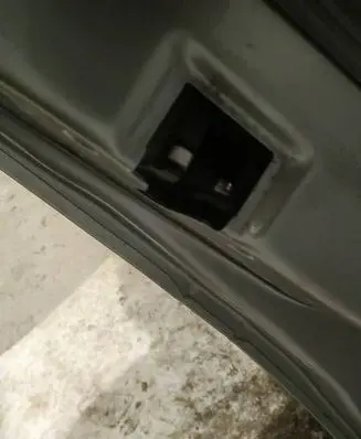Volvo S60 Front door lock 