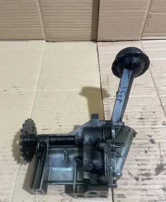 Renault Clio III Oil pump 8200307174