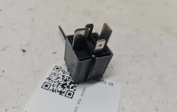 Audi Q7 4L Other relay 8D0951253