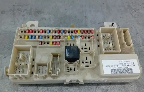 Fuse box set