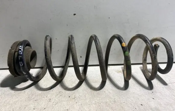 Volkswagen Polo V 6R Rear coil spring