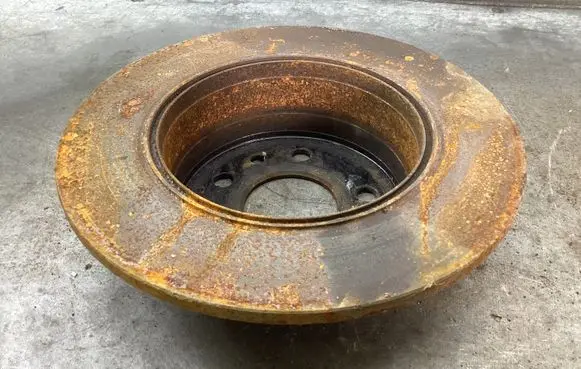 Mercedes-Benz W123 Rear brake disc