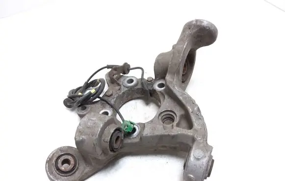 Volvo V70 Rear wheel hub 9200624