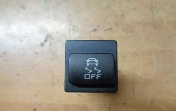 Skoda Fabia Mk2 (5J) ESP (stability program) switch 5J0927134
