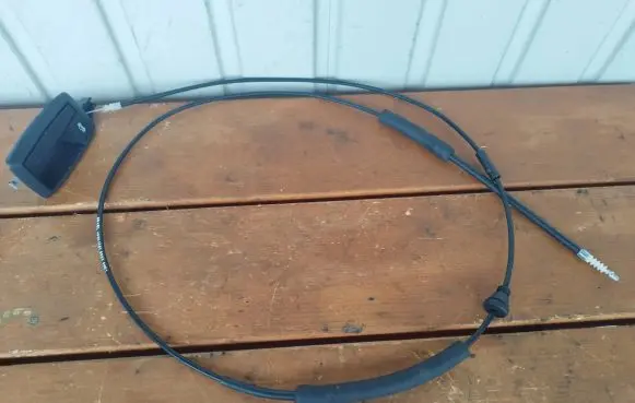 Opel Movano C Engine bonnet/hood lock release cable 46861582