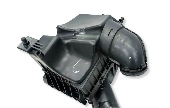 Buick Encore I Air filter box 94510693