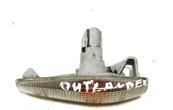 Mitsubishi Outlander Front fender indicator light 1132232