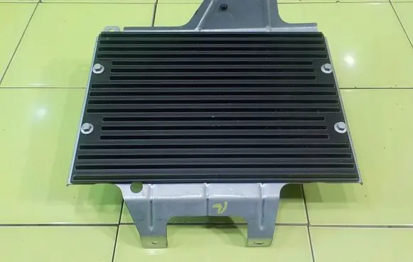 Land Rover Freelander 2 - LR2 Sound amplifier 6H5218C808BD
