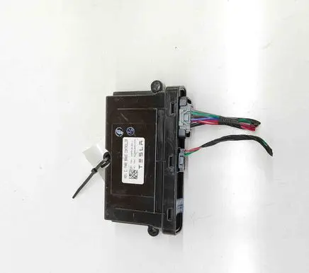 Tesla Model X Rear brake EMF control unit/module 100761800J