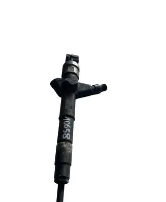 Nissan Primera Fuel injector AW400AW4