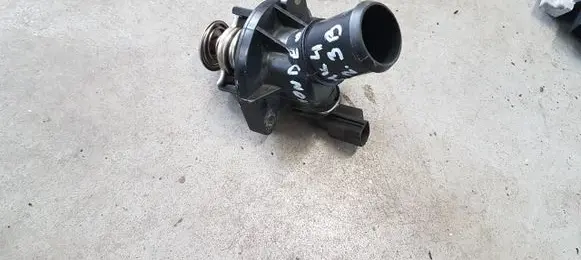 Ford Mondeo MK IV Thermostat housing 
