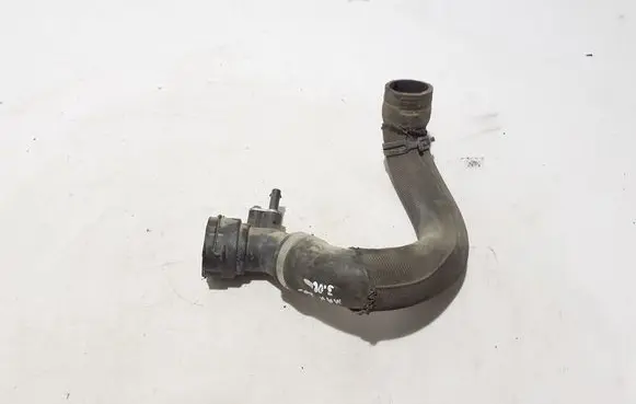 Porsche Macan (95B) Engine coolant pipe/hose 95B121297A