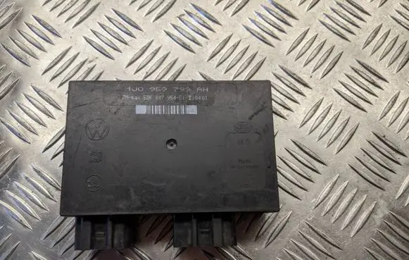 Volkswagen Golf IV Comfort/convenience module 1J0959799AH