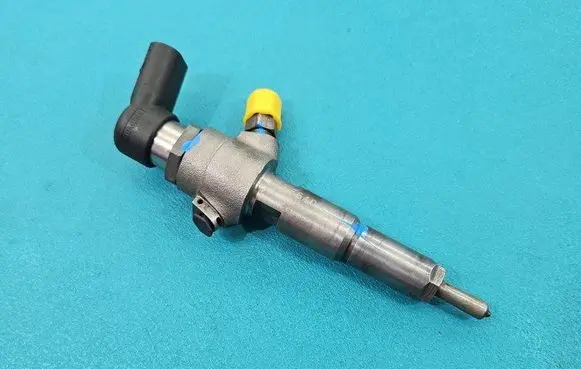 Fuel injector