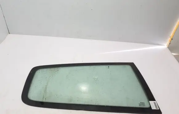 Renault Clio II Rear side window 833068749R