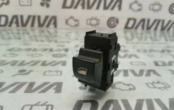 Citroen C3 Electric window control switch 96657927XT