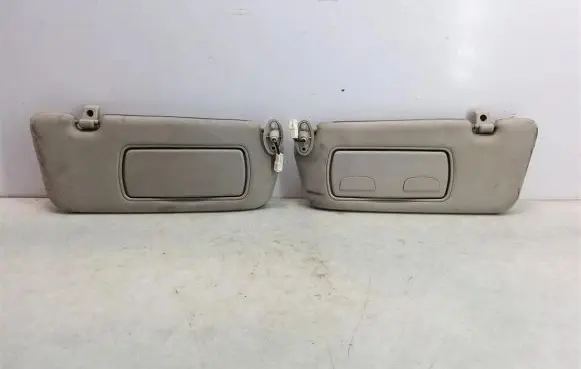 SsangYong Rexton Sun visor