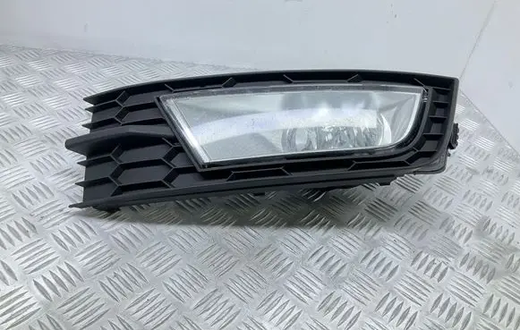 Skoda Octavia Mk3 (5E) Front fog light 5E0941699 5E0807681