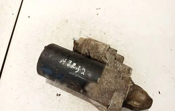 Mercedes-Benz CLS C219 Starter motor 1005831472