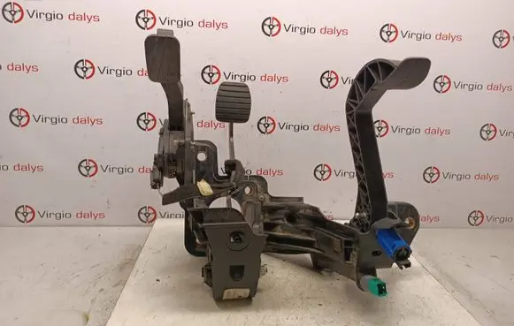 Renault Master III Pedal assembly 180101626R