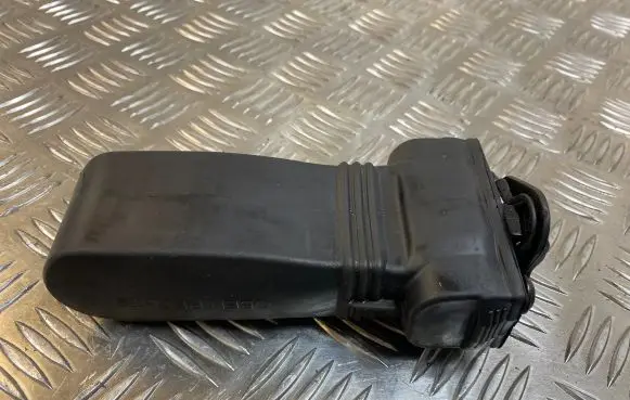 Audi A6 S6 C7 4G Rear door check strap stopper 4G0839267