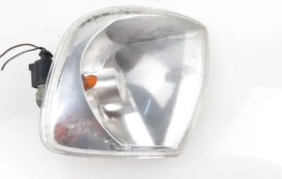 Volkswagen Polo III 6N 6N2 6NF Front indicator light 