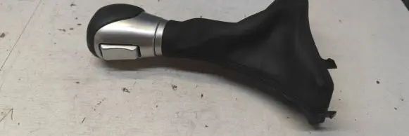 Hyundai Kona I Gear shifter/selector 