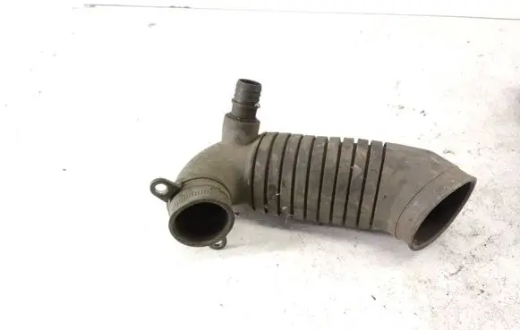 Volkswagen PASSAT B5 Intercooler hose/pipe 8D0129615J PX0416500