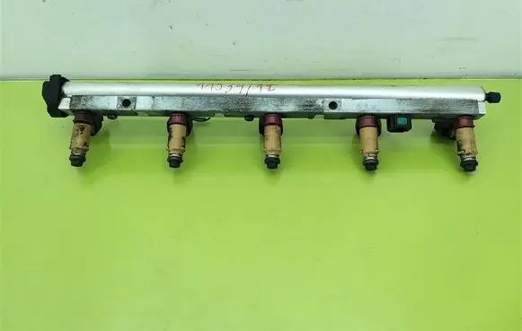 Fuel main line pipe