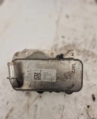 Engine oil radiator