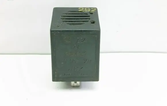 Skoda Octavia Mk1 (1U) Other relay 1L0951307