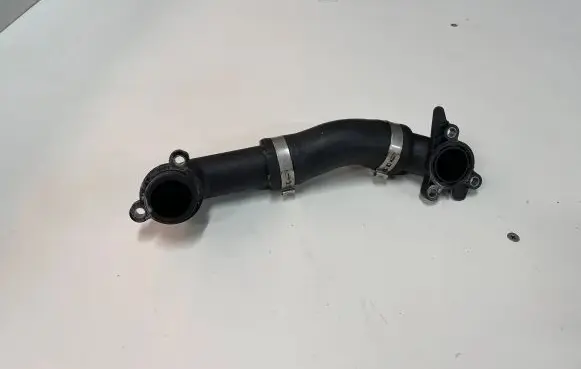 BMW X1 F48 F49 Engine coolant pipe/hose 8645546