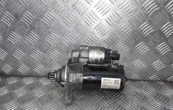 Volkswagen Golf VI Starter motor 02z911024h
