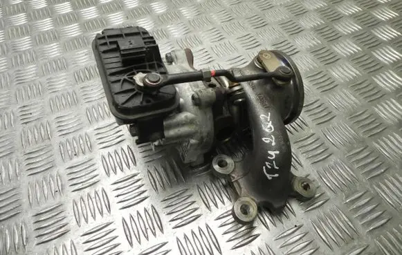 Audi Q2 - Turbo 04C145702R