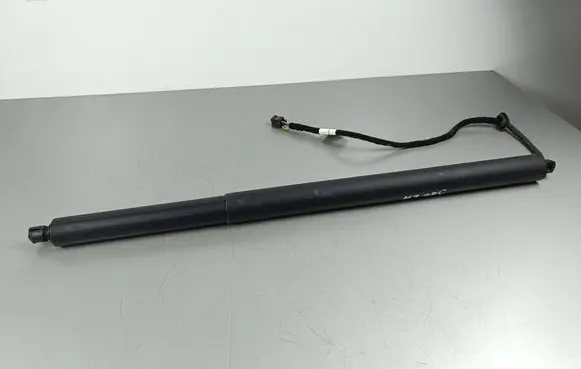 Maserati Levante Soft lock spindle drive 6701065110 4070M161 20180215