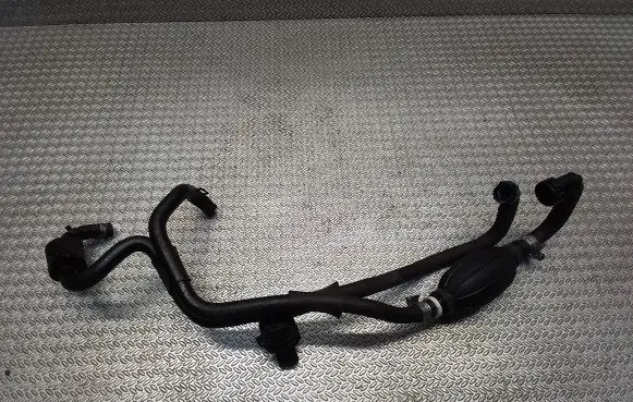Volkswagen Transporter - Caravelle T5 Mechanical fuel pump 