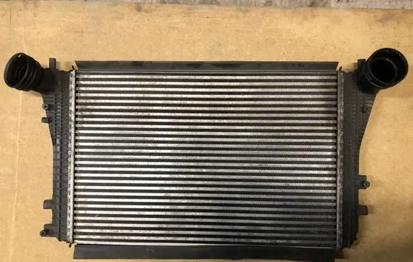 Volkswagen Caddy Intercooler air channel guide 3C0145805G