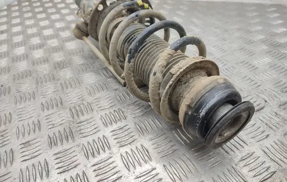 Skoda Fabia Mk2 (5J) Front shock absorber/damper