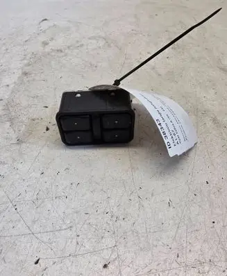 Opel Zafira A Electric window control switch 90561086