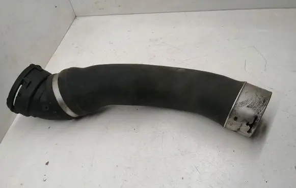 BMW 5 E60 E61 Engine coolant pipe/hose 1161780374703 780374703 11279410