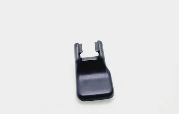 Toyota Land Cruiser (J150) Front driver seat rail trim 7213860080
