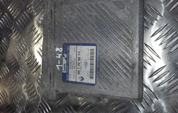 Renault Scenic I Engine control unit/module HOM7700868315 7700105591