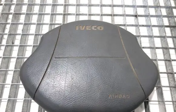 Iveco Daily 3rd gen Steering wheel airbag