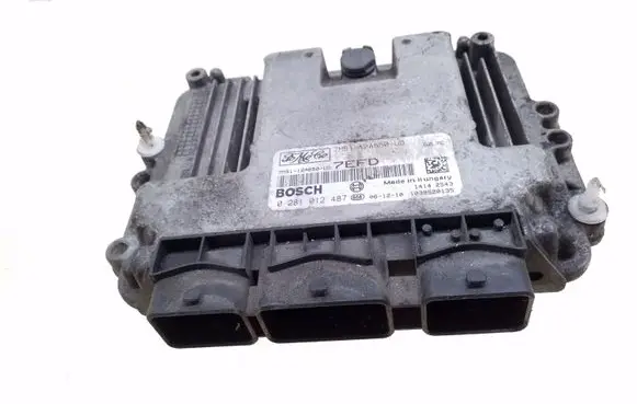 Ford Focus Engine control unit/module 7M5112A650UD 0281012487