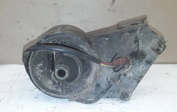 Nissan Murano Z50 Engine mount bracket NOCODE