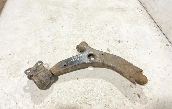 Volvo V50 Front lower control arm/wishbone