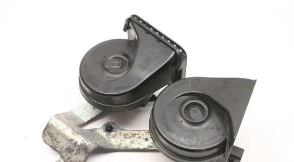 Ford Kuga II Horn signal
