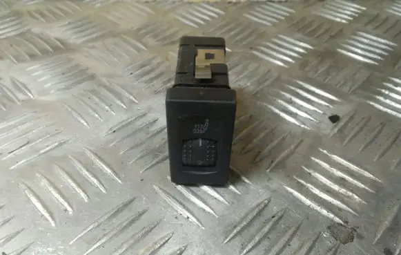 Volkswagen PASSAT B5 Seat heating switch 3B0963563C