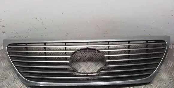 Lexus LS 460 - 600H Front grill